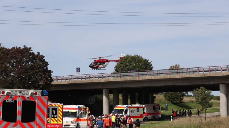 Massensturz bei RiderMan-Radrennen in Bad Dürrheim – Polizei: 70 Verletzte