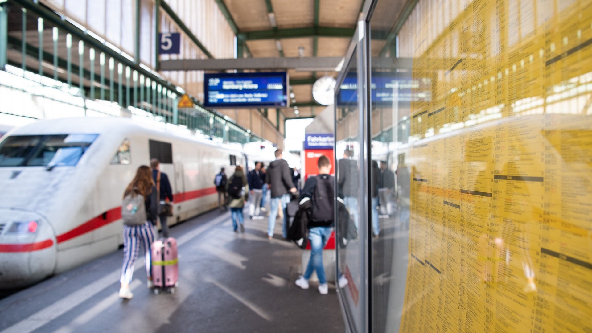 Fahrplanwechsel bei der Bahn: Neuer ICE-Sprinter ab Stuttgart, schlechtere Anbindung im Rheintal