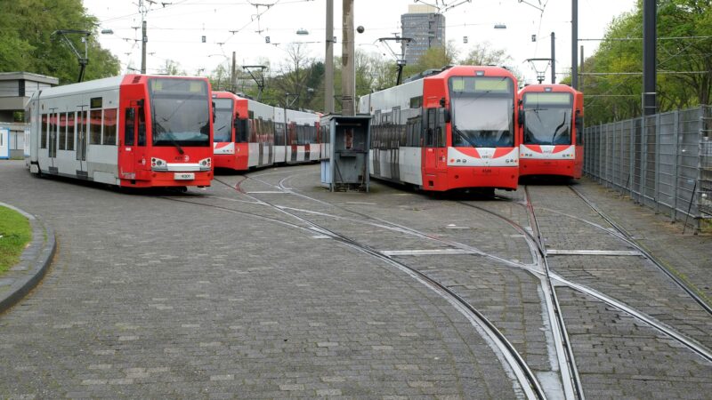 Deutschland gegen Nordirland: KVB verstärkt Stadtbahnbetrieb für Fußball-Länderspiel in Köln