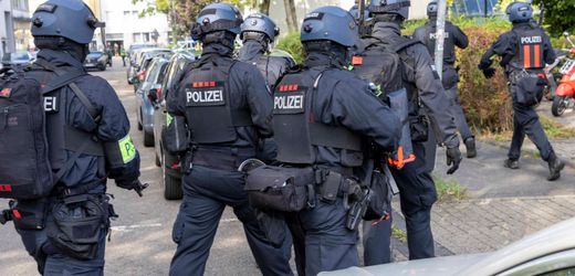 Essen: Lehrerin nach Angriff mit Stichverletzungen im Krankenhaus – Täter gefasst