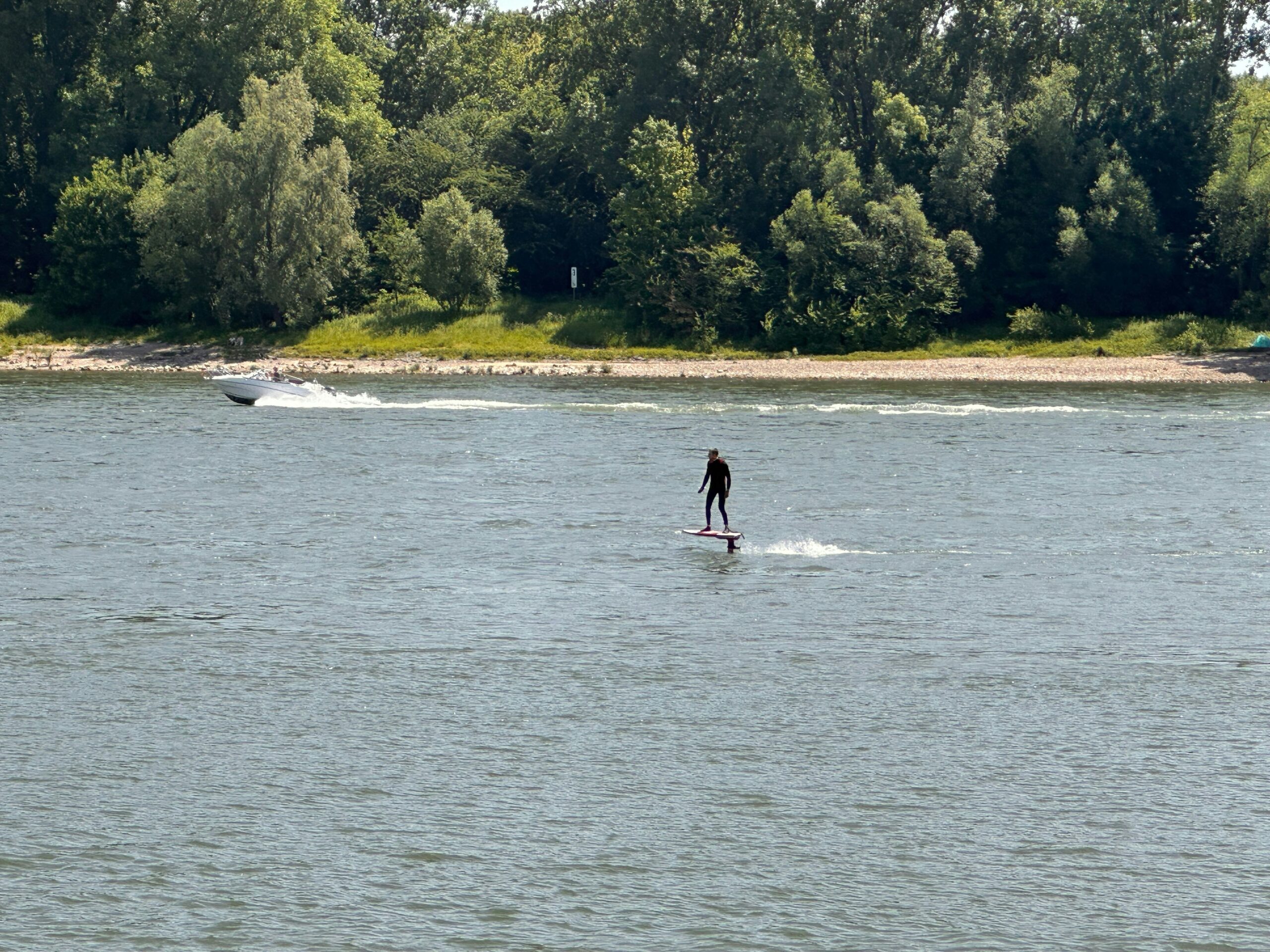 So schön ist Rodenkirchen: Dieses Veedel bietet vielfältige Wassersportmöglichkeiten und Erholung