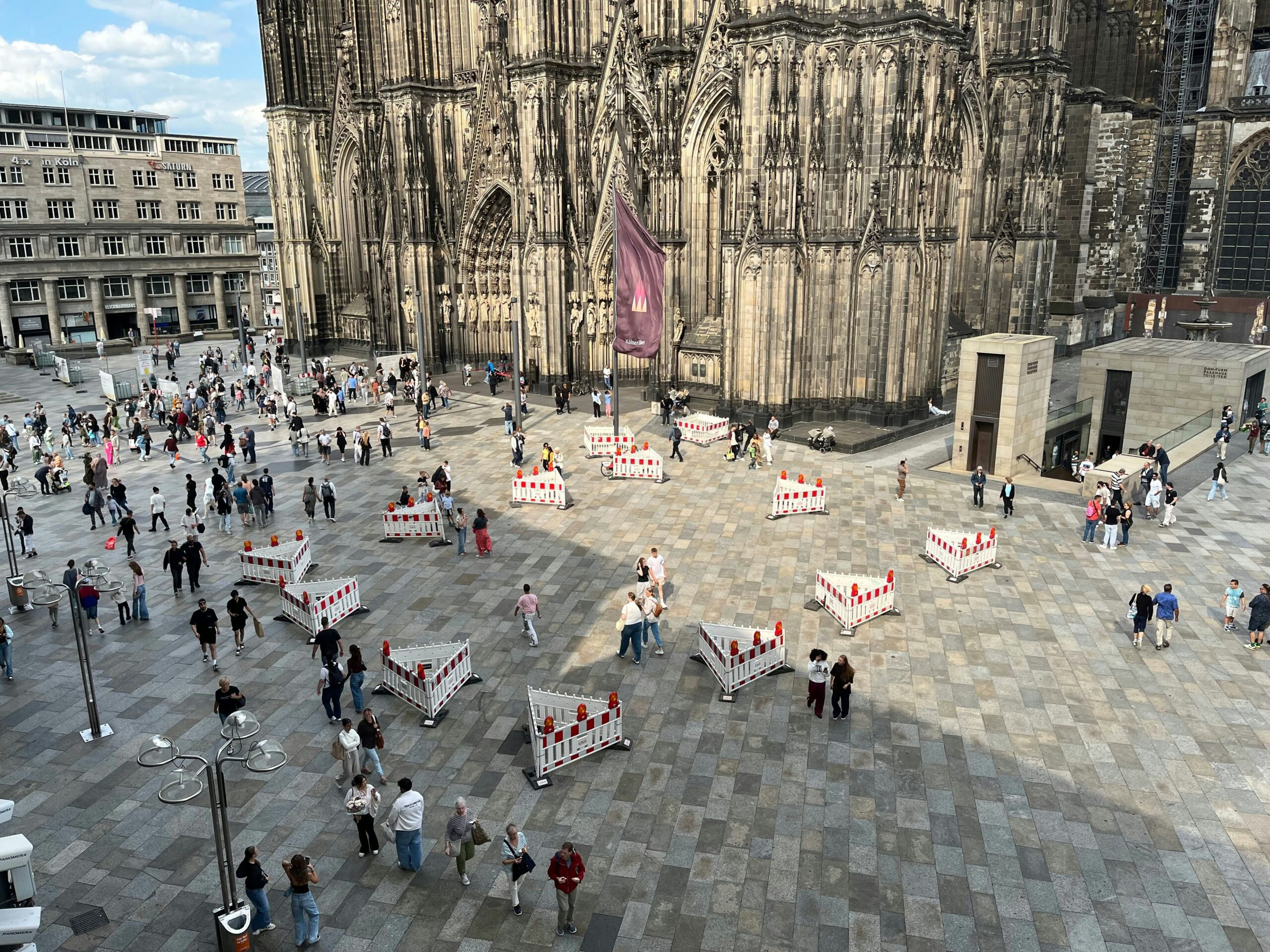 Welterbe in Köln: Sperrung auf der Domplatte vor dem Ende