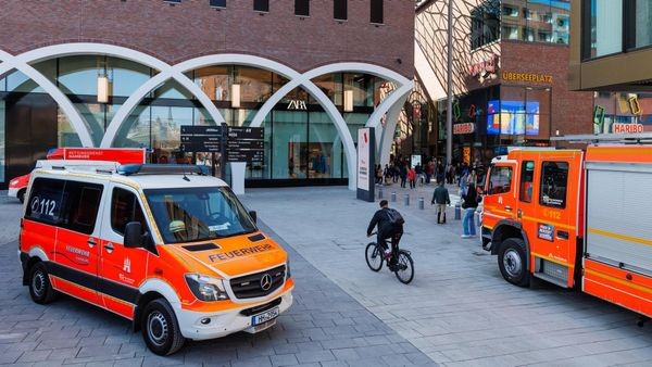 Feueralarm im Westfield Center– Kunden von Ansagen verwirrt
