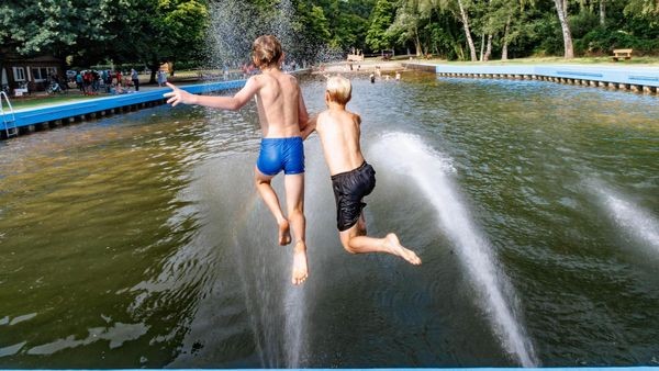 Die letzten Tage im Badeparadies – bald geht das Wasser aus