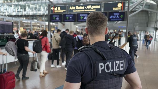 Vom Airport in U-Haft: Auch Schwiegermutter zahlt die Strafe nicht