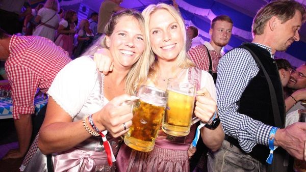 Bald heißt es wieder „O‘zapft is“ auf dem Frascatiplatz