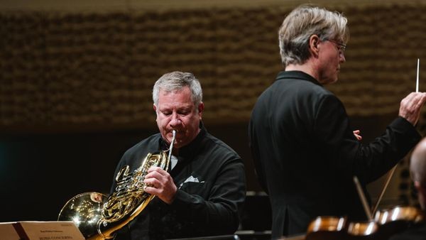 Elbphilharmonie: Esa-Pekka Salonen hat Spaß mit dem Orchestre de Paris