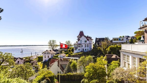 Blankenese mit Anti-AfD-Tipps: Alle Macht den Bürgerräten!