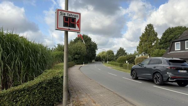 Zu schnell in die Kurve: Jetzt erfasst ein Gerät Temposünder
