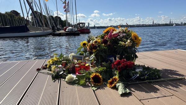 Ergreifende Trauerfeier für Ruderin: „Du bleibst in unserem Herzen“