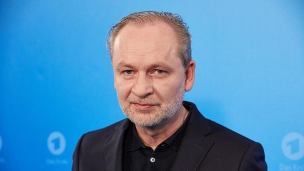 Der wandelbare Ferdinand von Schirach: Verbrechen sind sein Element