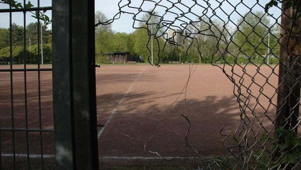 Statt Fußballplatz nun Rollschuhbahn und High-Tech-Sitzbänke