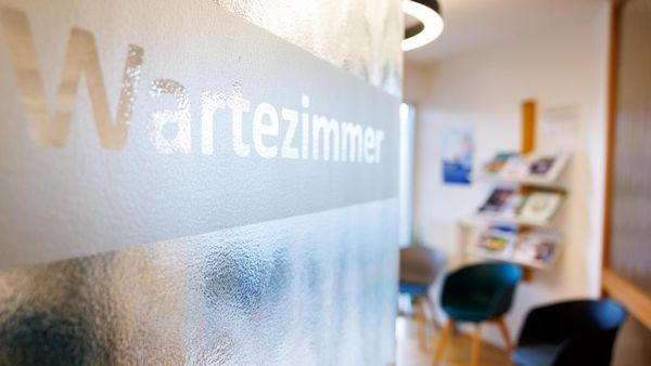Miamedes-Praxis: Emotionaler Abschied von den Patienten