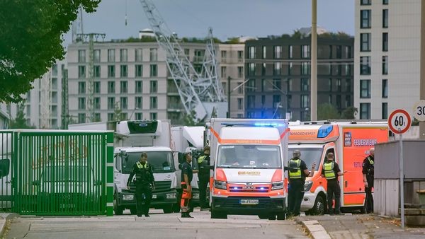 Sirenenwarntag in Hamburg: Zwei Polizisten beim Böllern verletzt