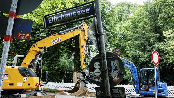 Wasserrohrbruch in Altona – Elbchaussee stadtauswärts gesperrt