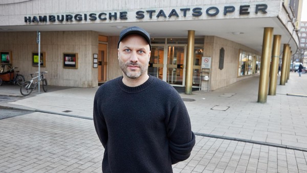 Hamburgs Opern-Intendant Tobias Kratzer ist „Regisseur des Jahres“