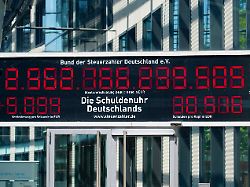 Bund „lebt über Verhältnisse“: Rechnungshof: Klingbeil treibt Deutschland in Schuldenspirale