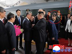 Vater nach Peking begleitet: Kim Jong Uns Tochter erstmals auf Auslandsreise