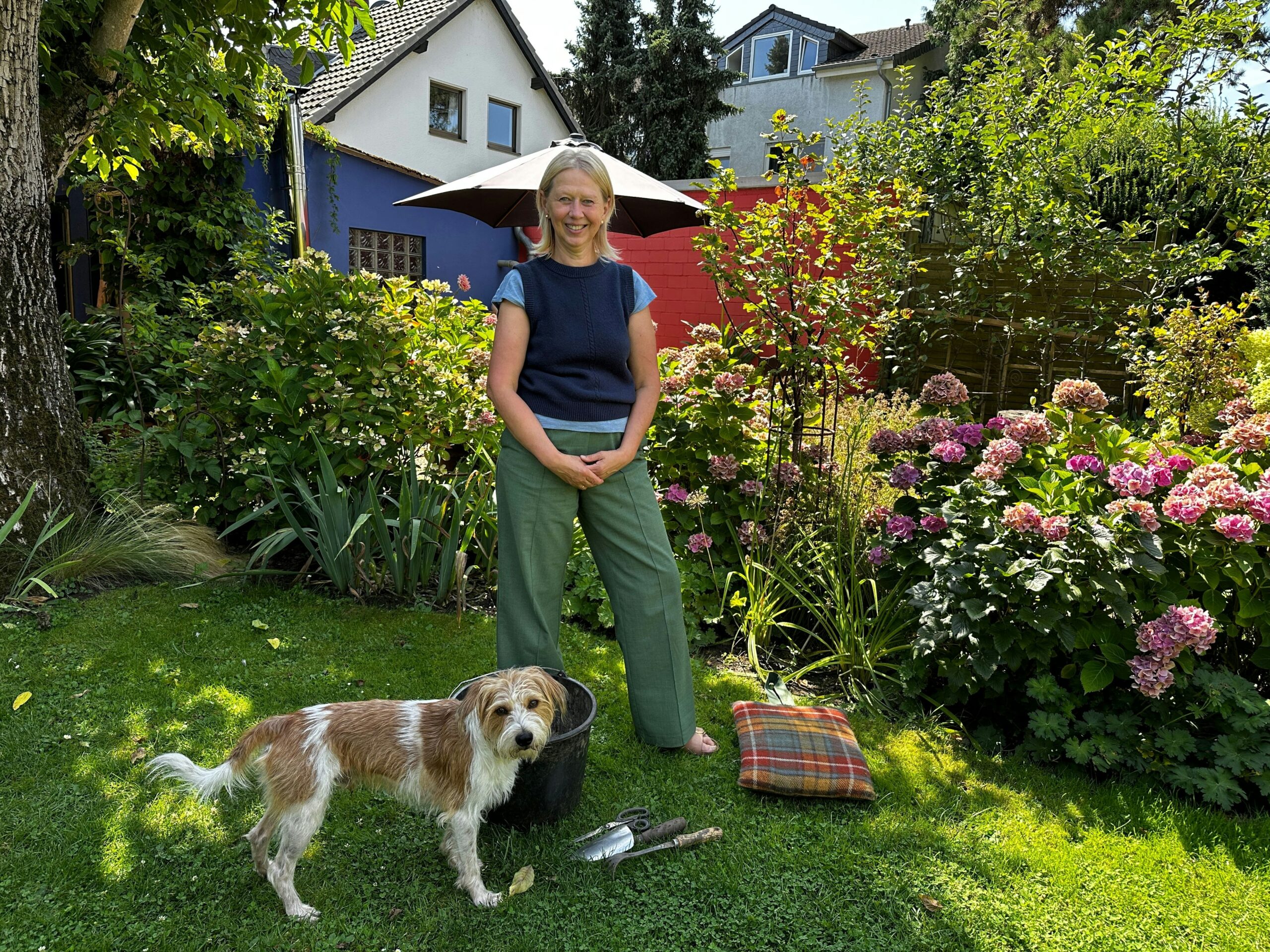 Schottergärten sind tote Lebensräume: Kölner Gartengestalterin lädt in ihren Garten ein