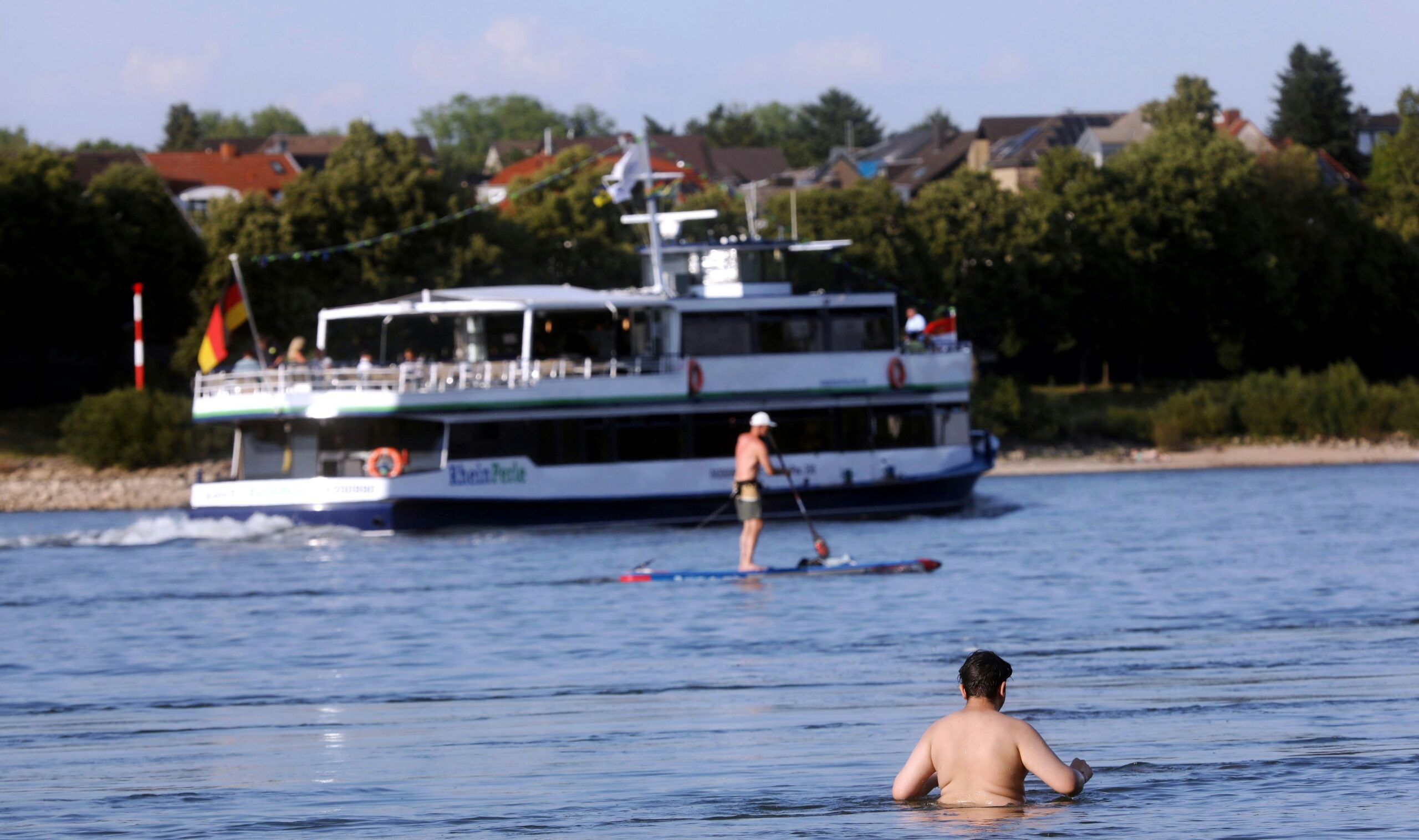 Entscheidung im Kölner Rat: Badeverbot im Rhein soll kommen – nach Vorbild Düsseldorf