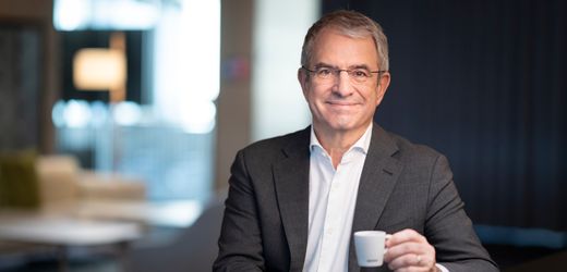 Nestlé: Wie die Affäre des Chefs den weltgrößten Nahrungsmittelkonzern in die Bredouille bringt