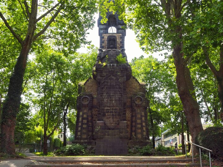 Bismarcksäule bis Zwischenwerk: Kulturpfad zeigt Marienburgs Vergangenheit und Gegenwart