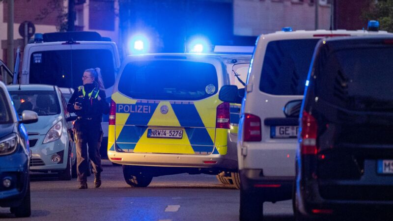 Suche in Köln-Chorweiler: 15-jährige Mutter und ihr Baby vermisst