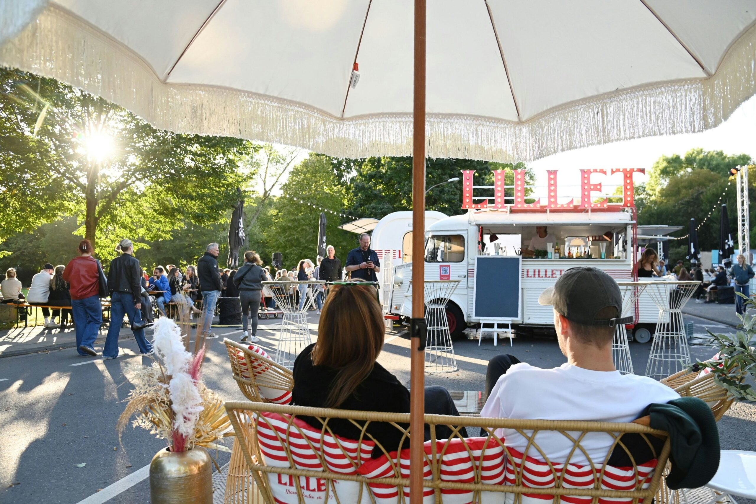 Neues Sommer-Pop-Up in Köln: Apéro Markt eröffnet im Grüngürtel mit Getränken und Snacks