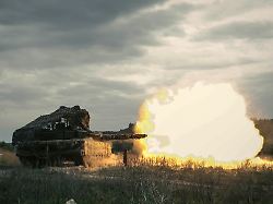 Einkesselung durch Panzer?: Kiew sieht neue Taktik russischer Infanterie bei Pokrowsk