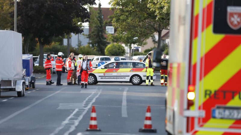 Brand mitten in Nürnberg mit Explosion: Großaufgebot der Feuerwehr rückt an – Katze gerettet