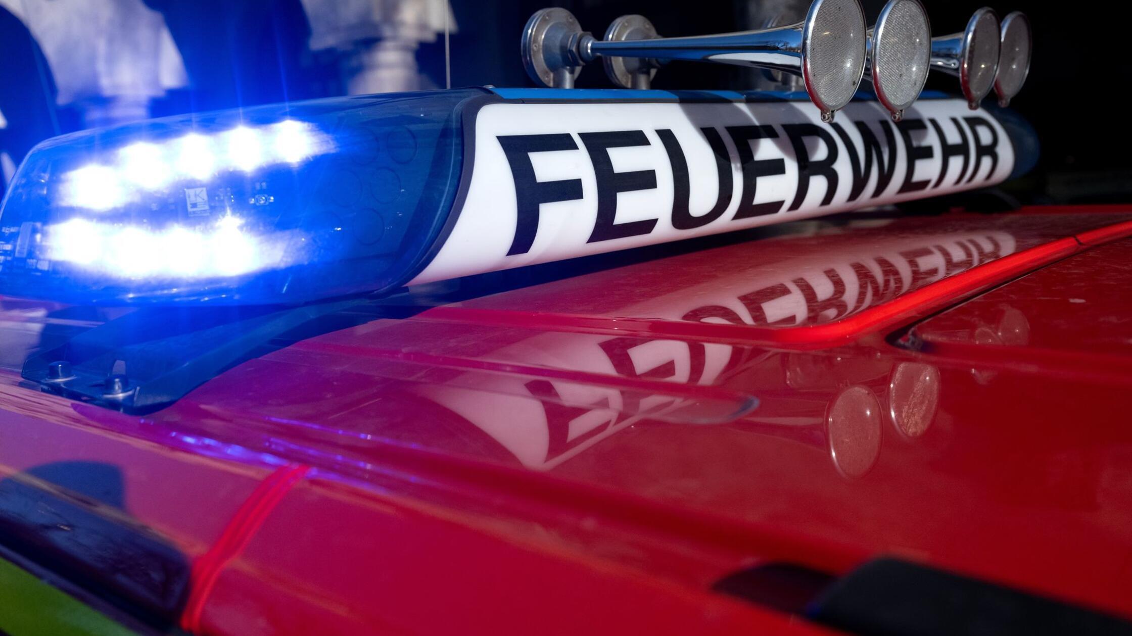 Grillwagen brennt auf A73