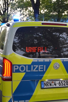 POL-ME: Bei Überholvorgang: Lkw-Fahrer bringt Radfahrerin zu Fall – 2509045