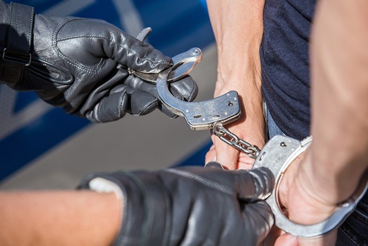 BPOL-BadBentheim: Flüchtige Täter bei Grenzkontrolle festgenommen