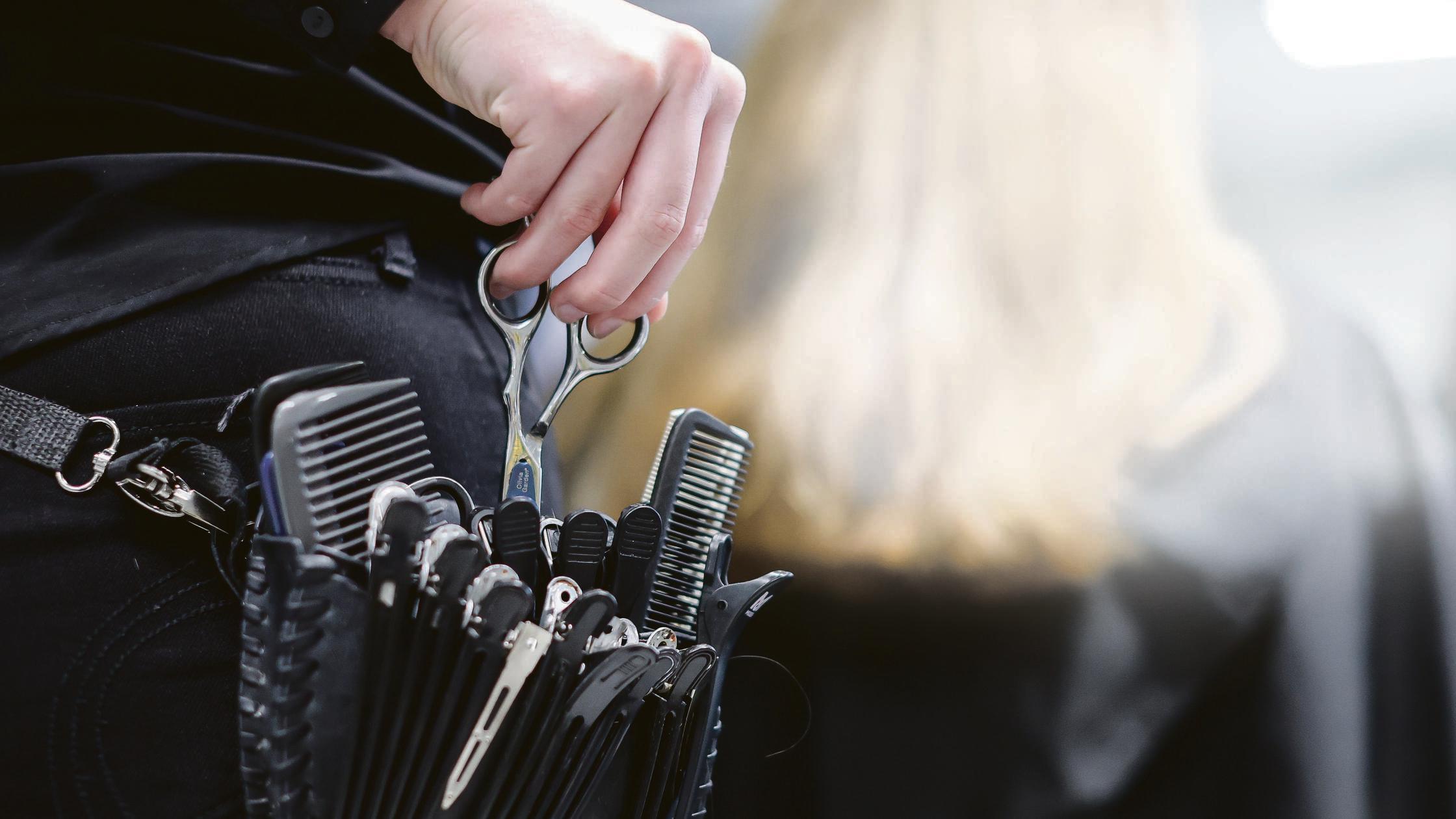 Warnsignale vor dem Friseurbesuch: Hier sollten Sie sich die Haare besser nicht schneiden lassen