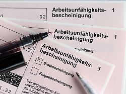 Lange Arbeitsunfähigkeit: Krankengeld endet: Welche Ansprüche haben Betroffene?