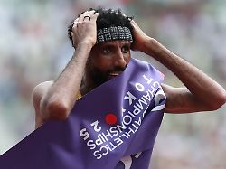 0,03 Sekunden fehlen zu Gold: Atemberaubendes Finish: Marathonläufer Petros fliegt zur WM-Sensation