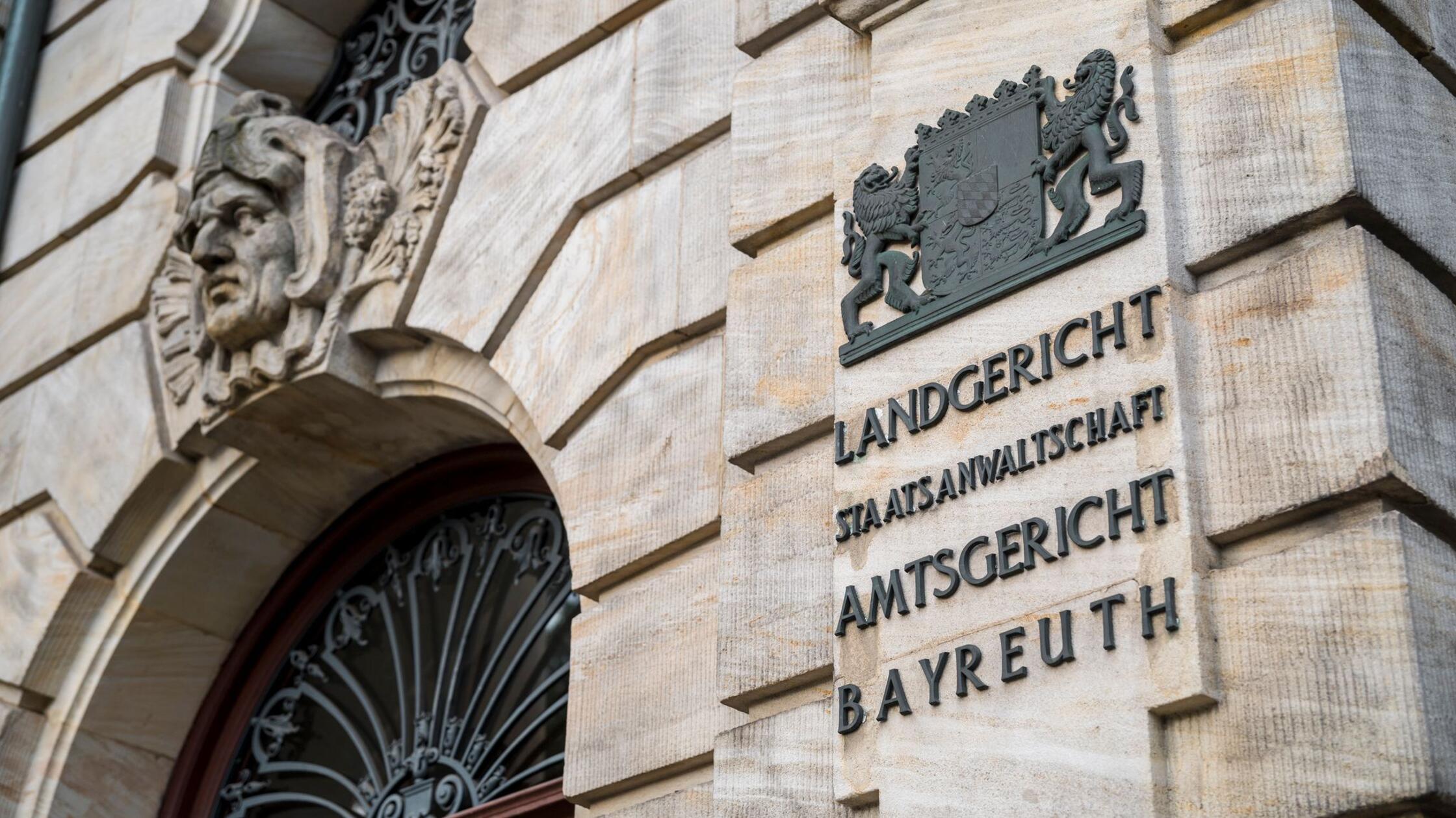 Frau in Franken erstochen – Mord oder Totschlag? Urteil wird bald erwartet