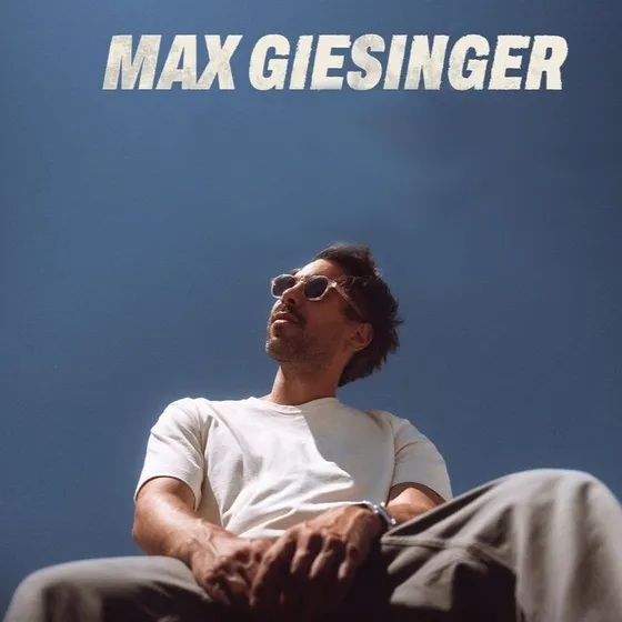 Max Giesinger Porträt (Hochformat)