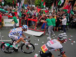Proteste überschatten Vuelta: Radstars verunsichert, Team Israel fährt in großer Angst
