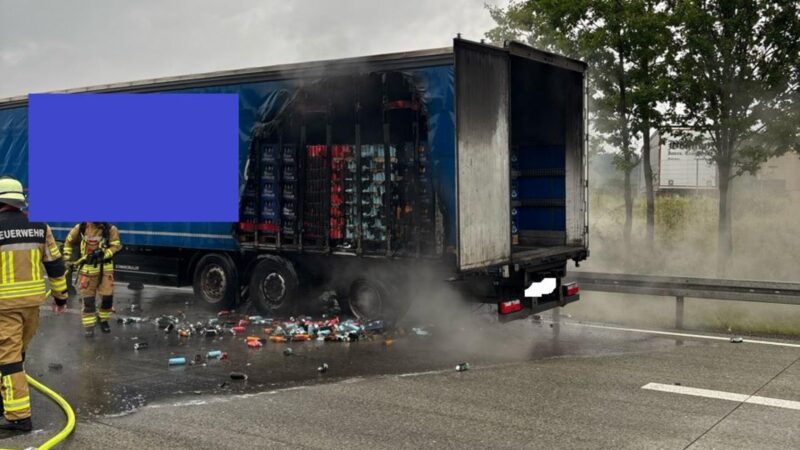 A9 in Franken dicht: Lkw fing Feuer – Einsatz sorgte für Stau auf Autobahnen