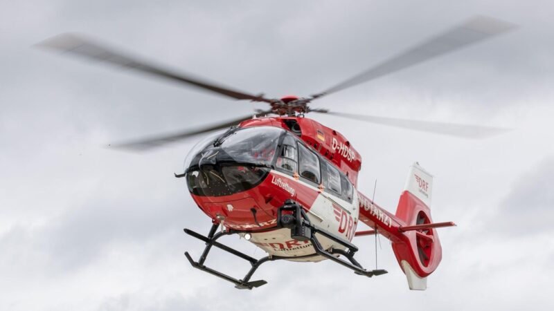 Vermutlich Kontakt mit Säure: Achtjähriger schwer verletzt