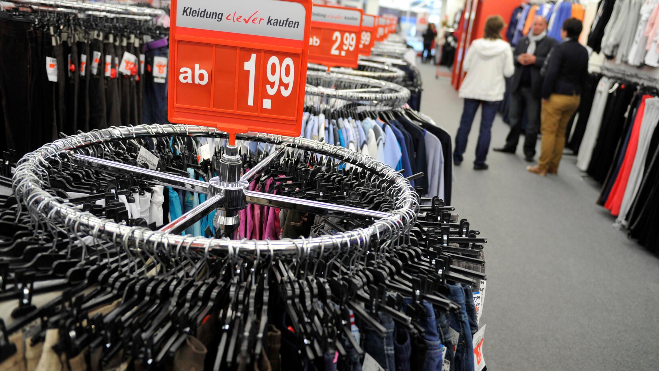 Kahlschlag auch in Franken? Deutscher Discount-Gigant könnte bis zu 400 Filialen schließen