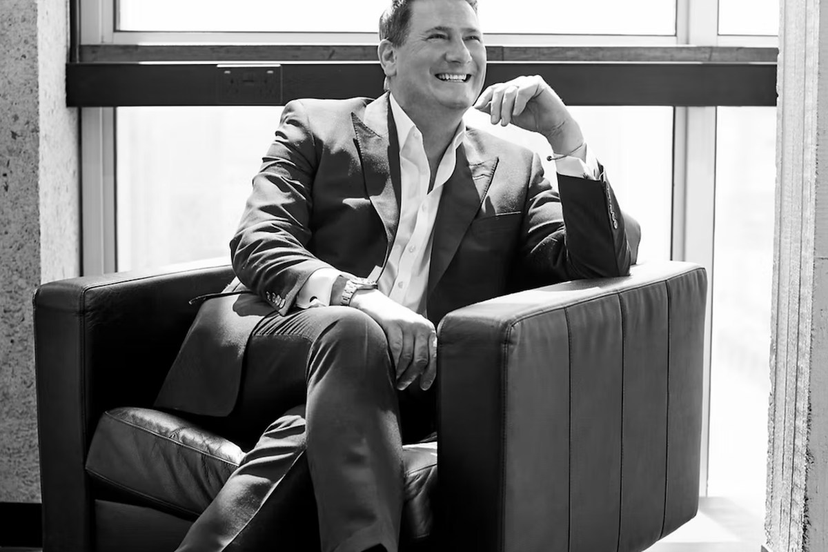 Tony Hadley live