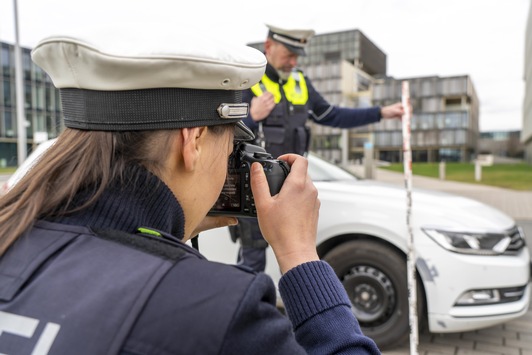 POL-ME: Verkehrsunfallfluchten aus dem Kreisgebiet – 2509044