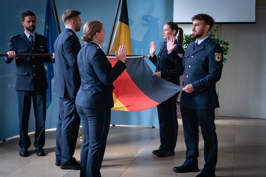 BPOLD S: 41 neue Bundespolizistinnen und Bundespolizisten für Baden-Württemberg