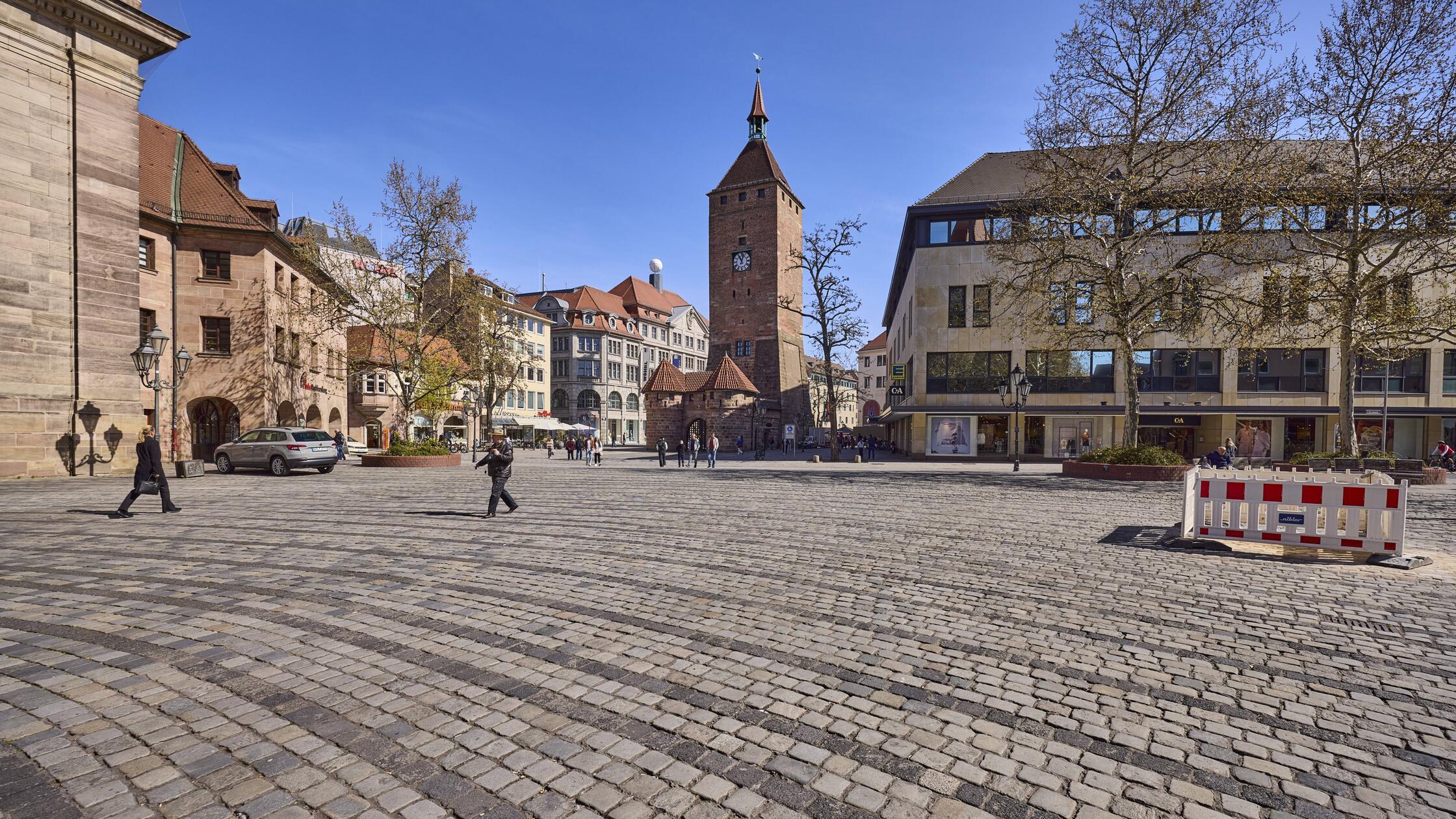 Verschiedene Pflaster in der Nürnberger Innenstadt? Das steckt wirklich dahinter