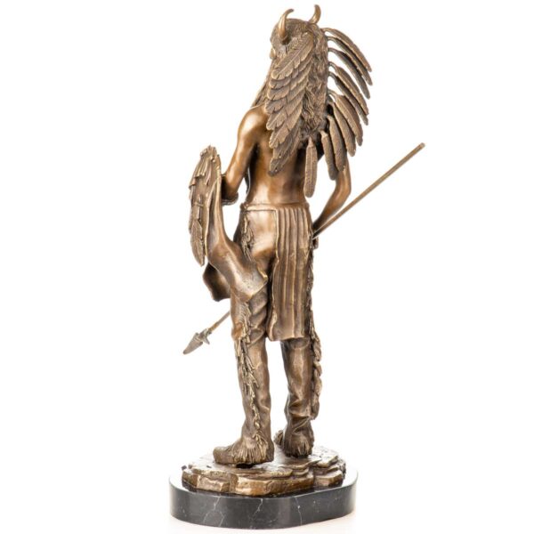 Stolze Western-Bronzefigur -Indianischer Krieger- mit Speer – Bild 6