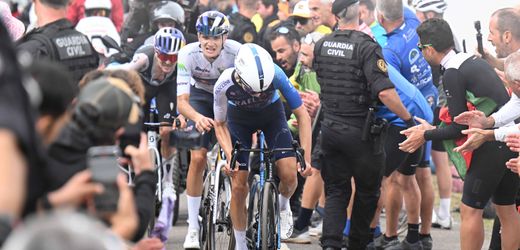 Proteste bei der Vuelta: Radrennstall Israel-Premier Tech entfernt »Israel«-Schriftzug von Trikots