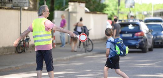 Schuljahresbeginn: ADAC hält Schulen ohne Elterntaxis für schwer vorstellbar