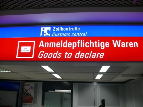 HZA-F: Zoll am Frankfurter Flughafen deckt versuchte Steuerhinterziehung im Reiseverkehr auf- 8.858,22 Euro Steuerschaden durch Nichtanmeldung von Goldschmuck